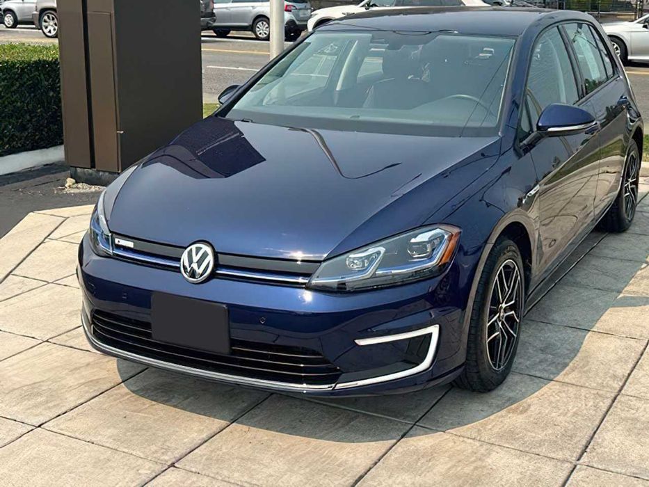 Volkswagen e-Golf SE      2019