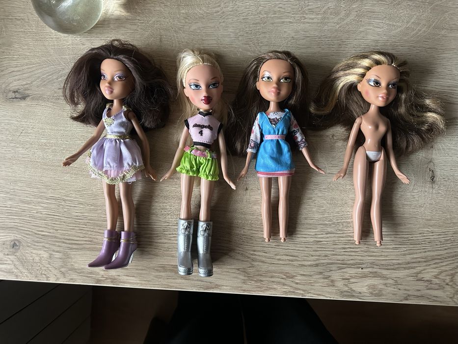 Ляльки Bratz, та одяг