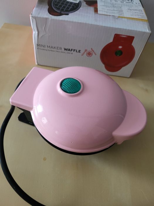 Mini różowa gofrownica