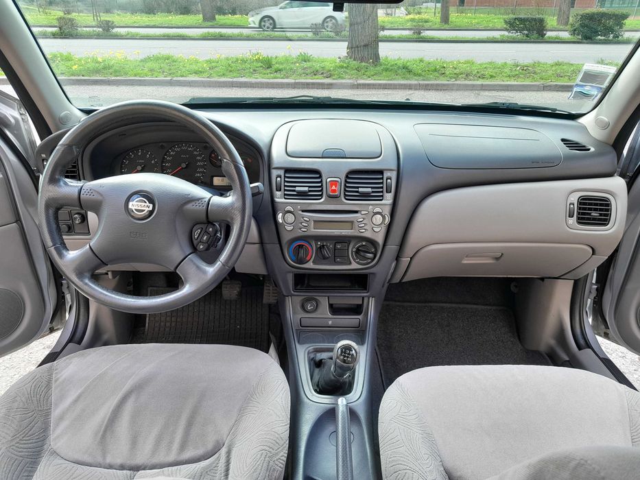 Nissan Almera 1.5 N16 particular