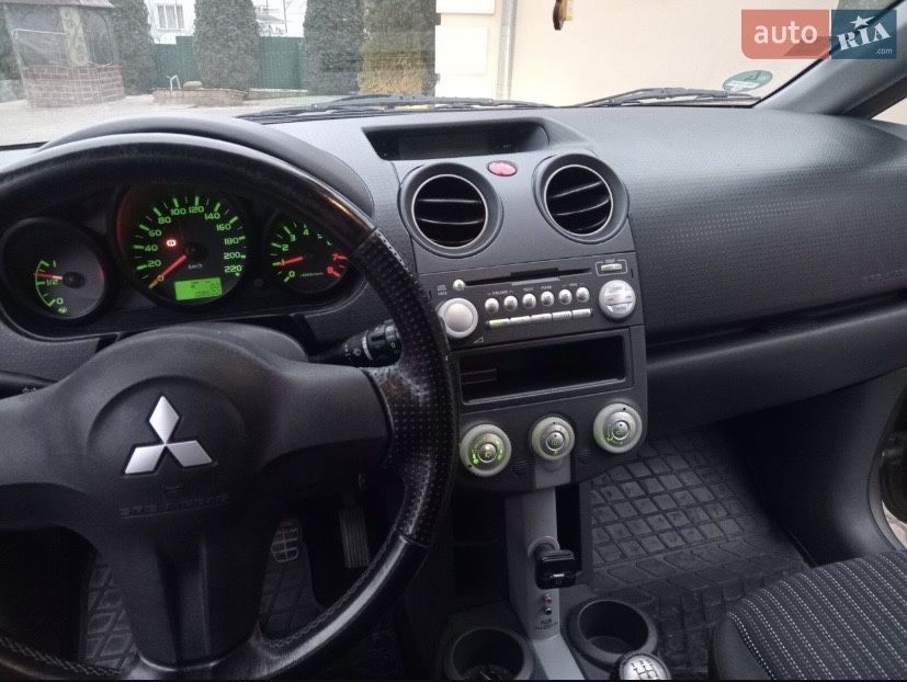 Mitsubishi Colt 2008 рік