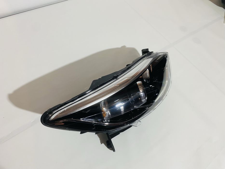 Ótica Direita Renault Captur I Como Nova
