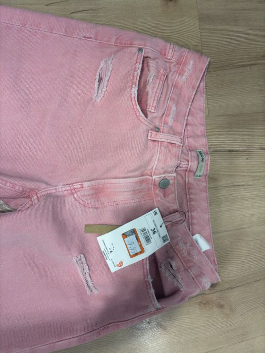 Jeansy damskie cigarette cropp