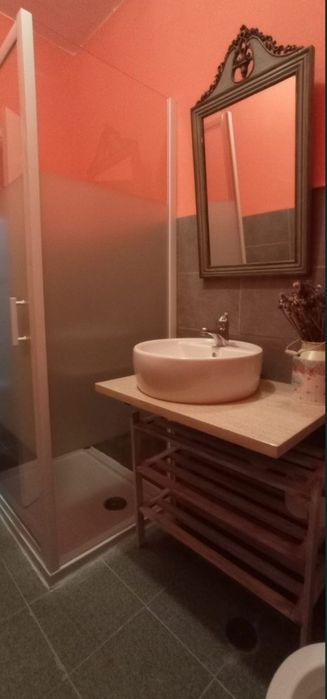 Quarto INDIVIDUAL p/ Alugar :Bessa/Porto