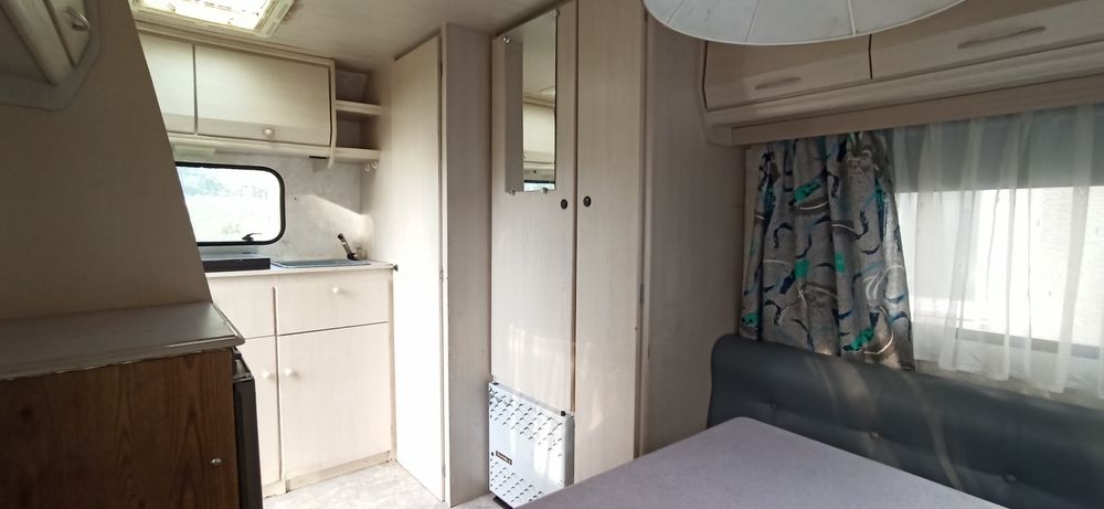 Кемпер, караван, автодом, причіп дача.