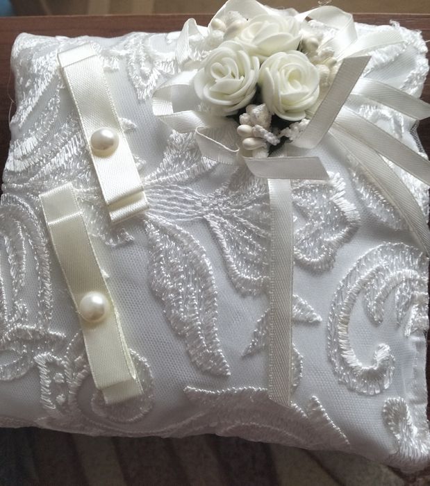 Подушка для обручок