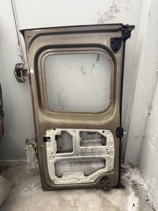Porta Traseira Direita Renault Trafic
