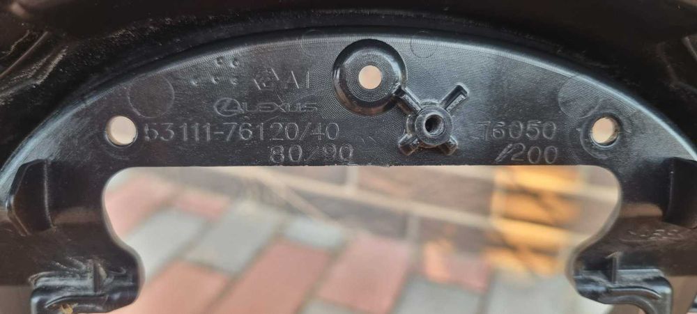 Решетка радиатора Б/У Lexus UX 250h