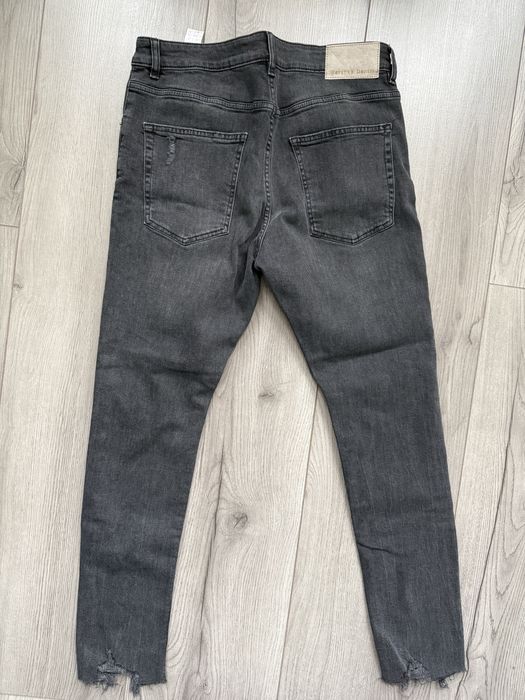 Spodnie męskie Bershka 42