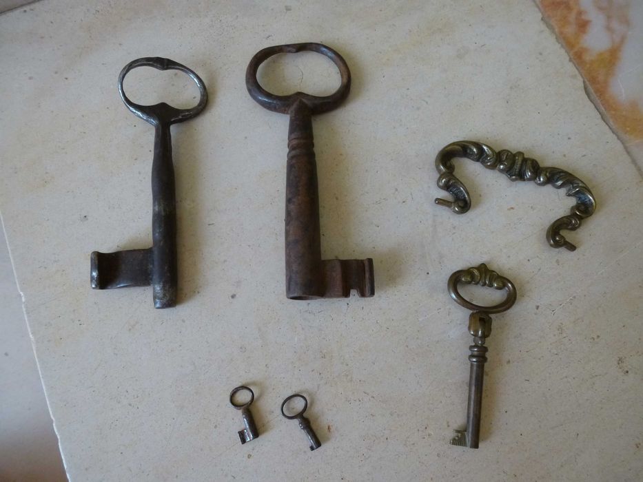 Chaves de ferro forjado de portas antigas