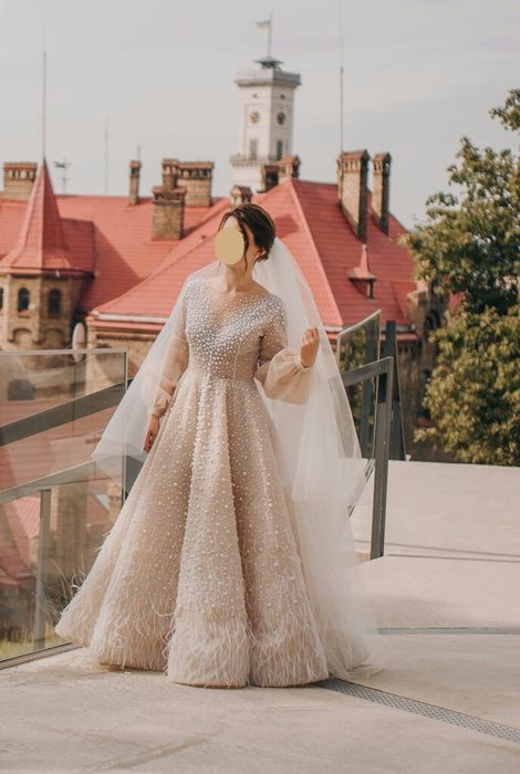 Весільна сукня ( з перлин та swarovski)