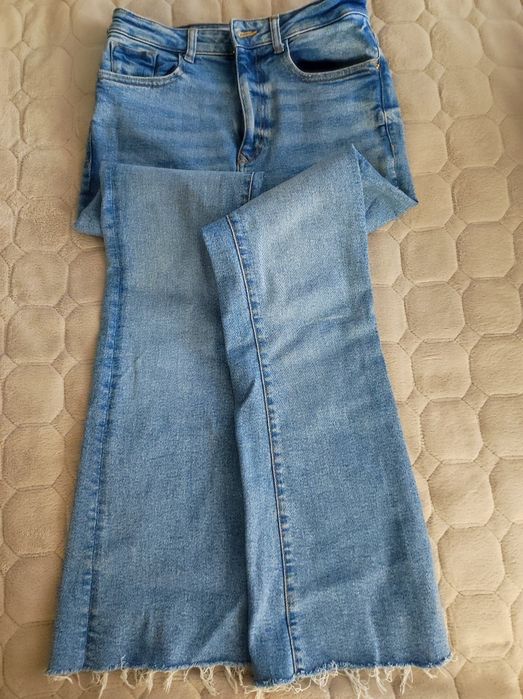 Джинси Zara flare fit