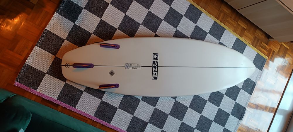 Prancha Pyzel 6'1  29,5 L