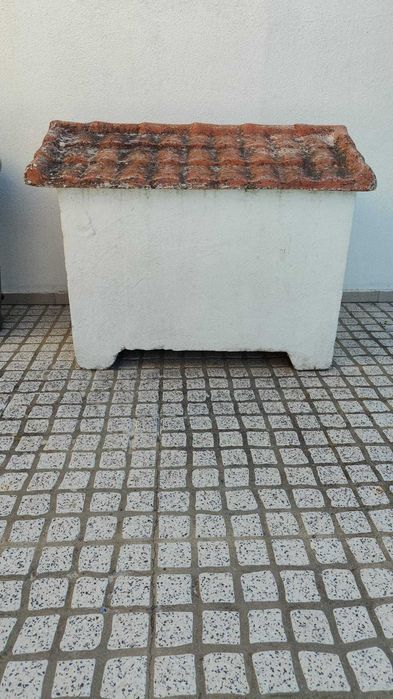 Casota cimento para cão