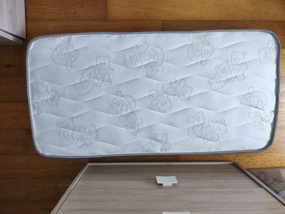 Colchão cama bebé