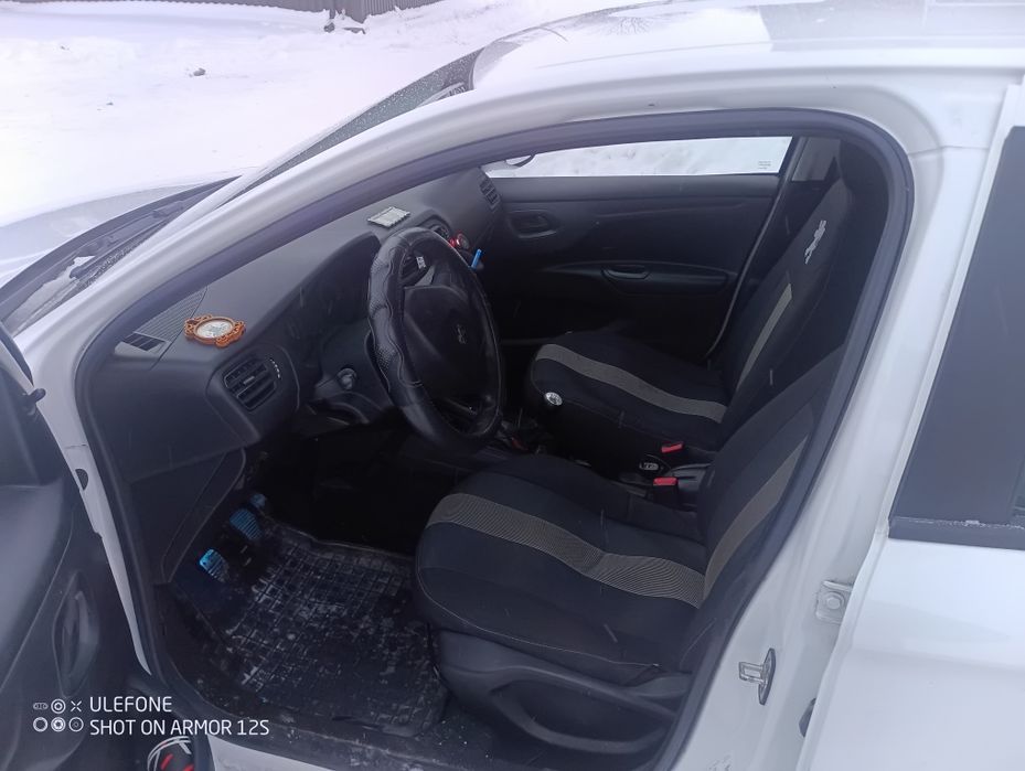 Пежо 301 седан 2013рік