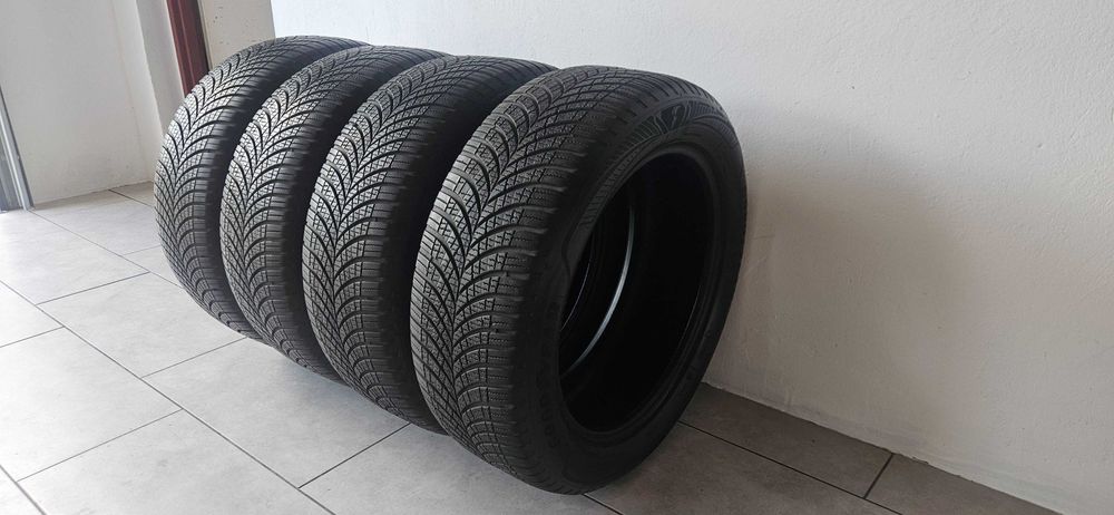 4 x Goodyear Vector 4Seasons 235/55 R19