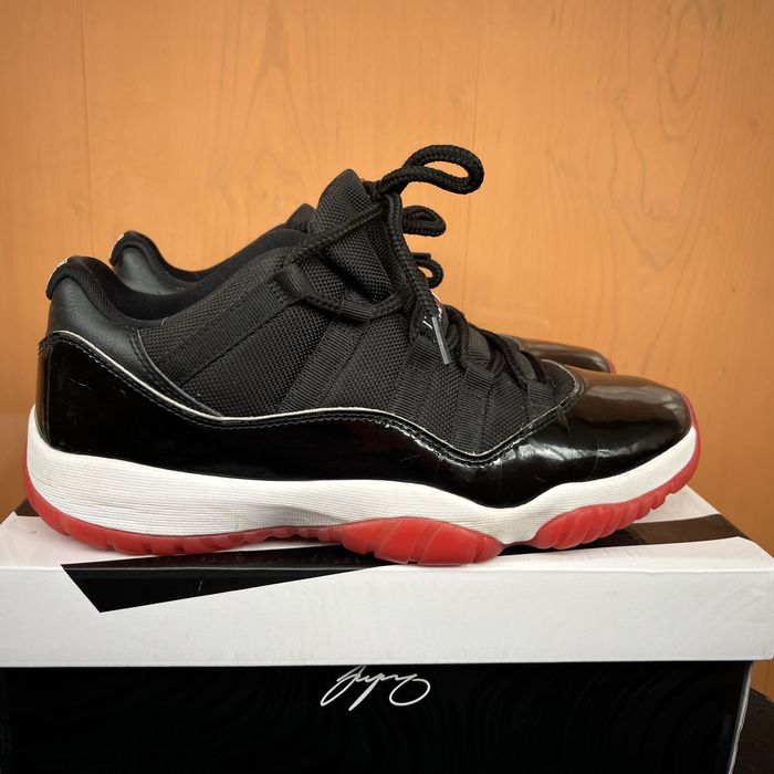 кроссовки Air Jordan 11 Retro Low «Bred».