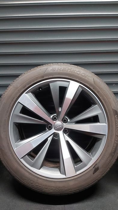 Koła Felgi  Audi OE Q8 SQ8 RSQ8  R21