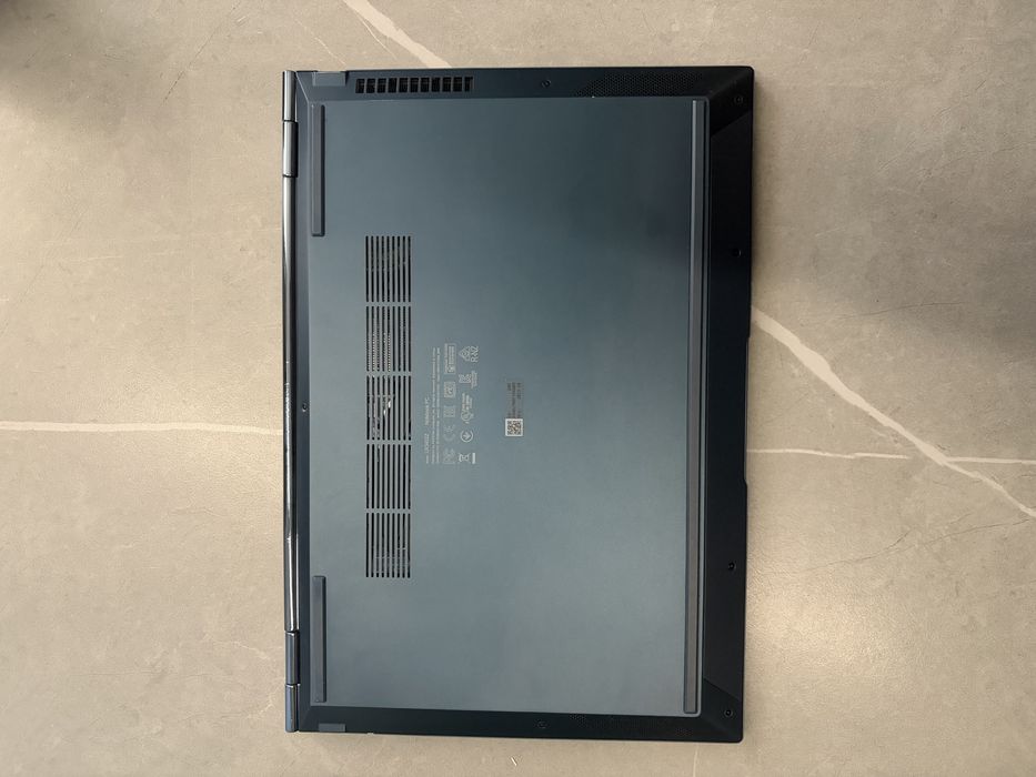 ASUS Zenbook 14 OLED
