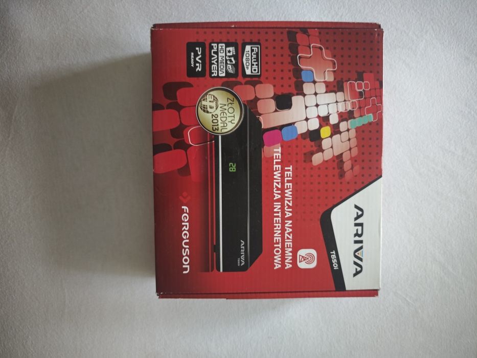 Ferguson Ariva T650i — odtwarzacz USB Full HD / tuner DVB-T, komplet