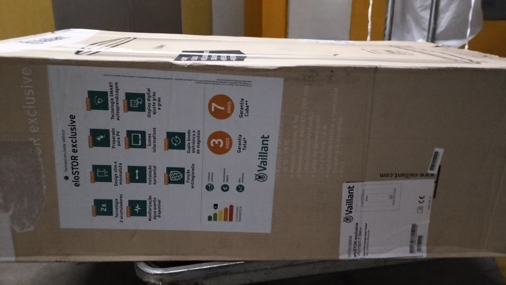 Termoacumulador VAILLANT eloSTOR exclusive VEH 50/1-7 SLIM (47 L)