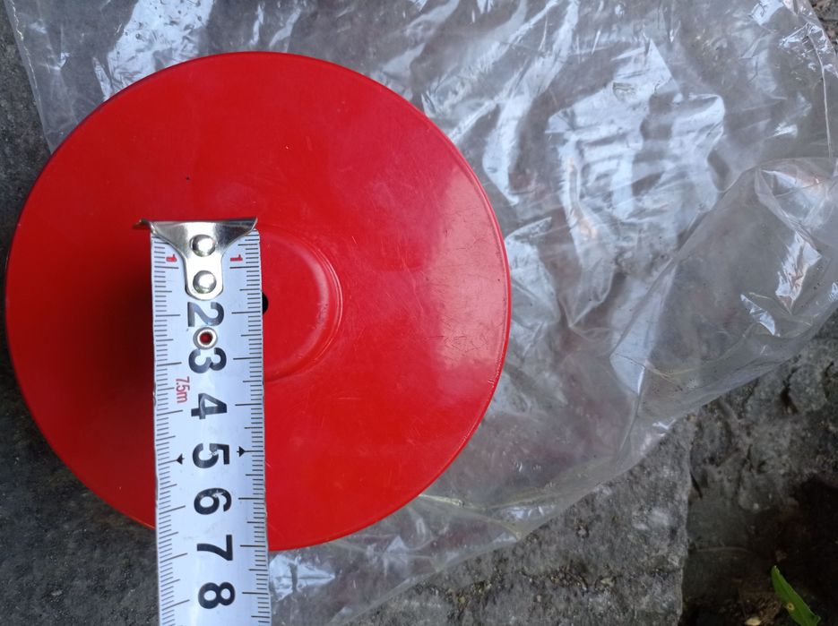 Продам проставки под задние пружины подвески  размеры на фото новые  .