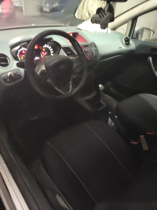 Ford Fiesta comercial