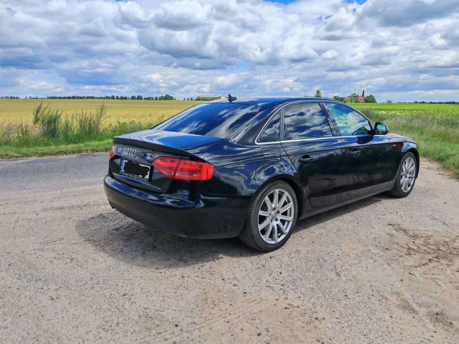 Audi A4 B8 quattro 2.0 tfsi S-Line 211km