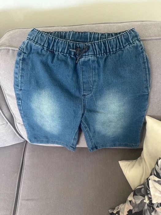 Spodenki jeans 146