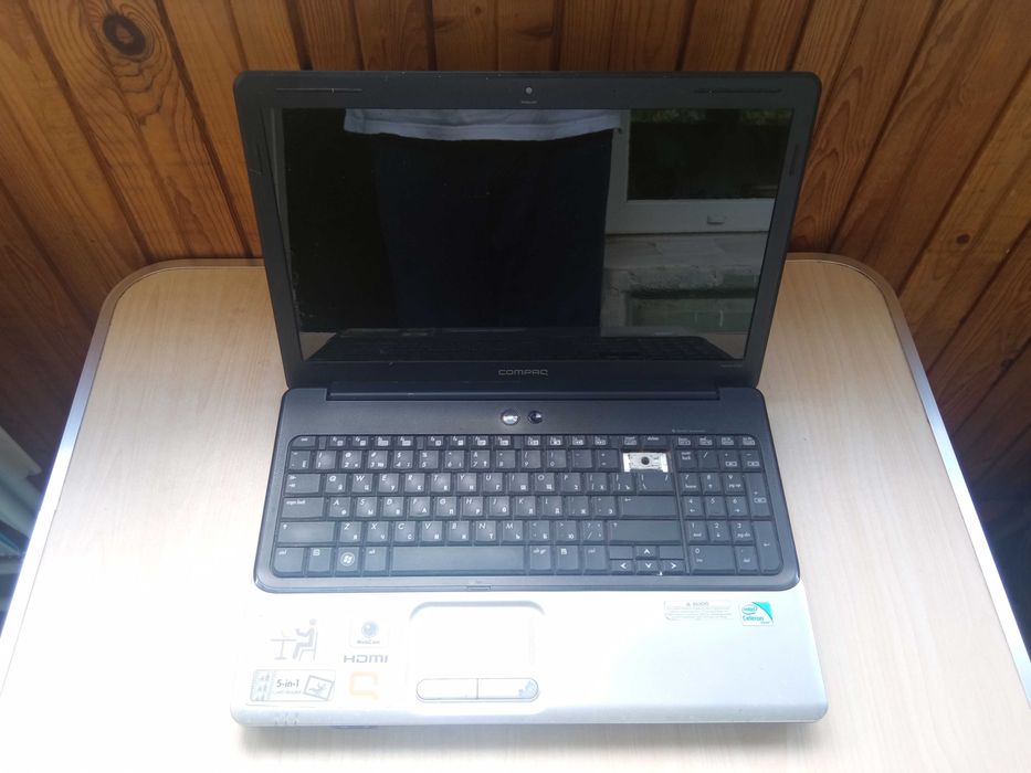Ноутбук Compaq cq61
