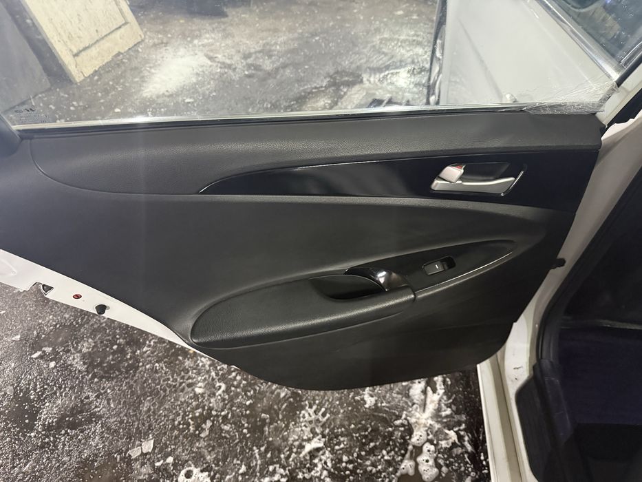 Hyundai sonata 2014 2.0lpi. Рідний пробіг 1000%.