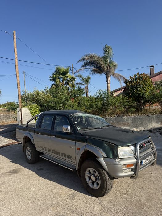 Mitsubishi l200 strakar