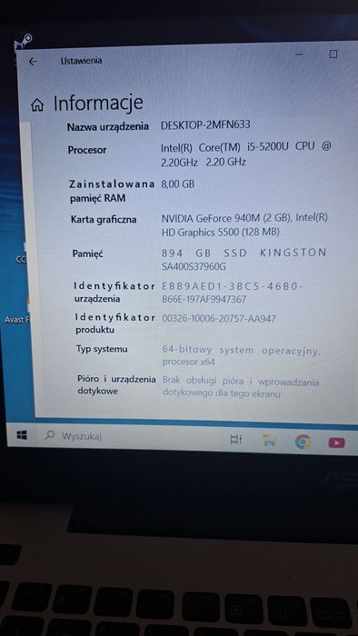 Laptopy  ASUS R556L