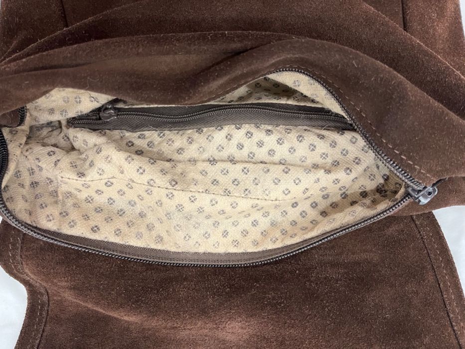 Mala em pele castanha