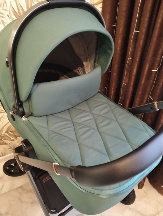 Carrello Ultra 2в1, стан нової.Повна комплектація.