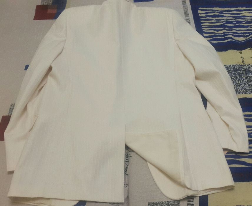 Продам мужской свадебный костюм + ПОДАРОК