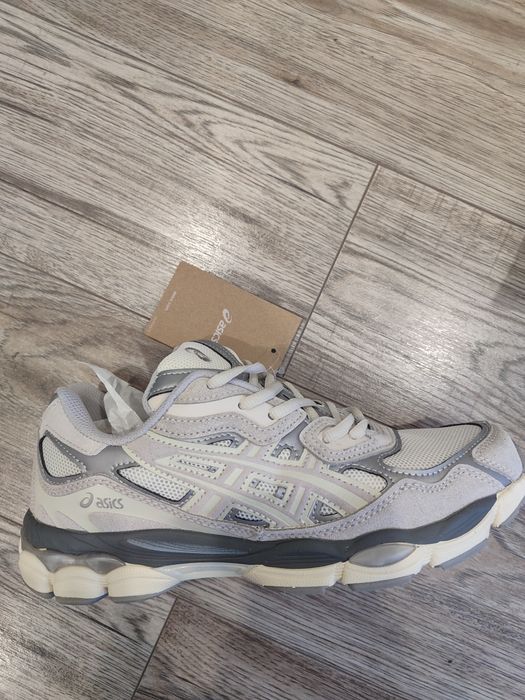 Asics Gel NYC Bege
