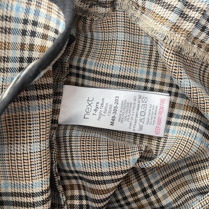 Легка бомбер-куртка для хлопчика 6,7,8 років у нейтральну клітинку