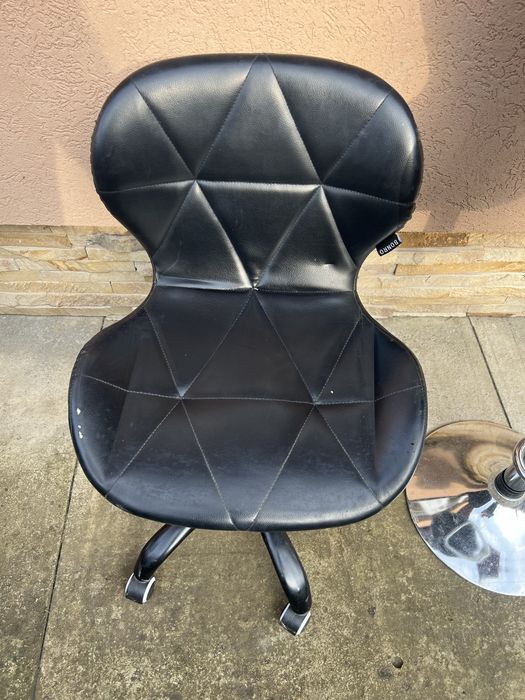 Крісло офісне низькі високе