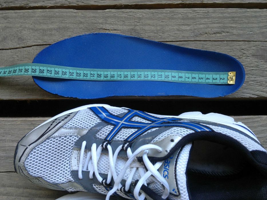Кроссовки  Asics