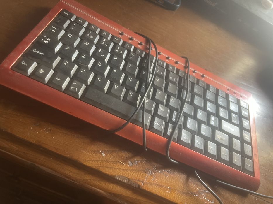 Teclado em bom estado