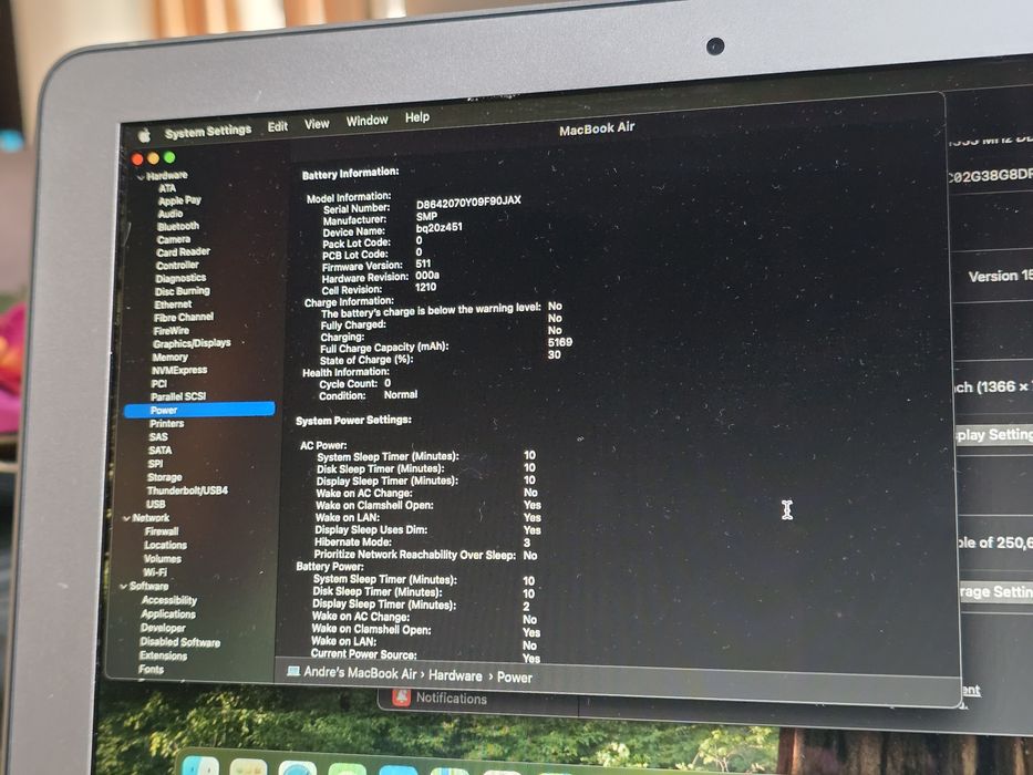 MacBook Air 11" (Mid 2011) | Intel Core i7 | Bateria Nova | Excelente Estado