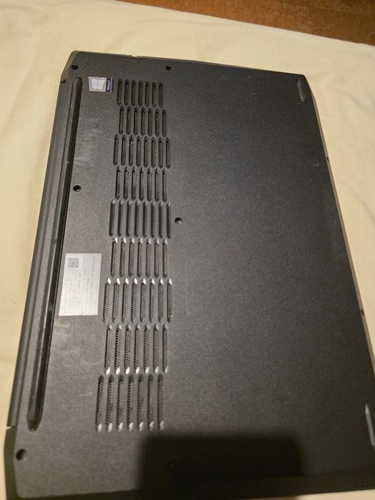 Portátil Gaming LENOVO IdeaPad Gaming 3
