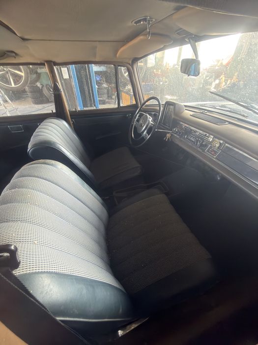 Mercedes w110 super stan, oryginal.