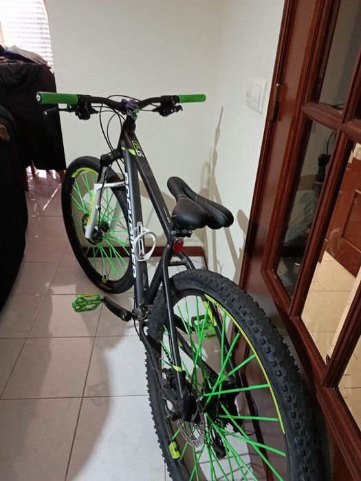 Vendo bicicleta “nova”