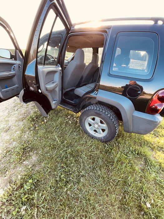 Sprzedam Jeep Liberty