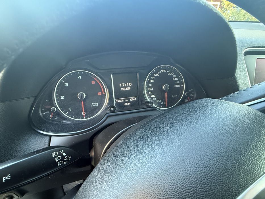 Audi Q5 2,0TDI Quattro 177KM, Panorama, hak