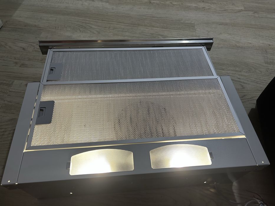 Витяжка кухонна PYRAMIDA TL 60 SLIM IX