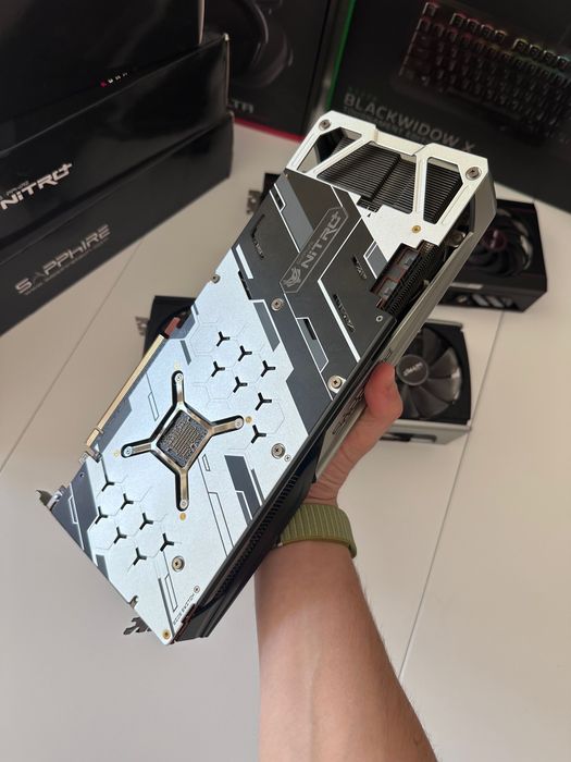 Видеокарта Sapphire Radeon RX 5700 XT NITRO+ 8GB GDDR6